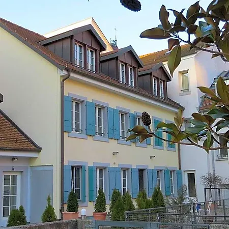 Du Port 3*