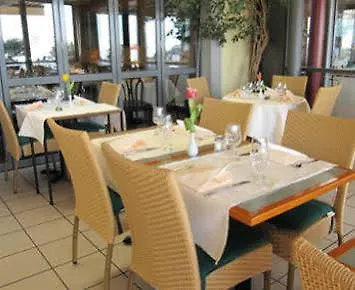 Hotel Du Port