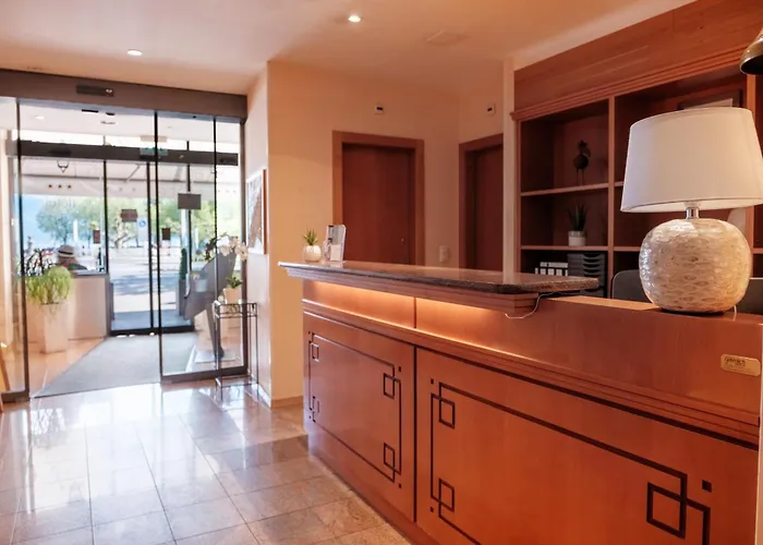 Hotel Du Port Lozanna