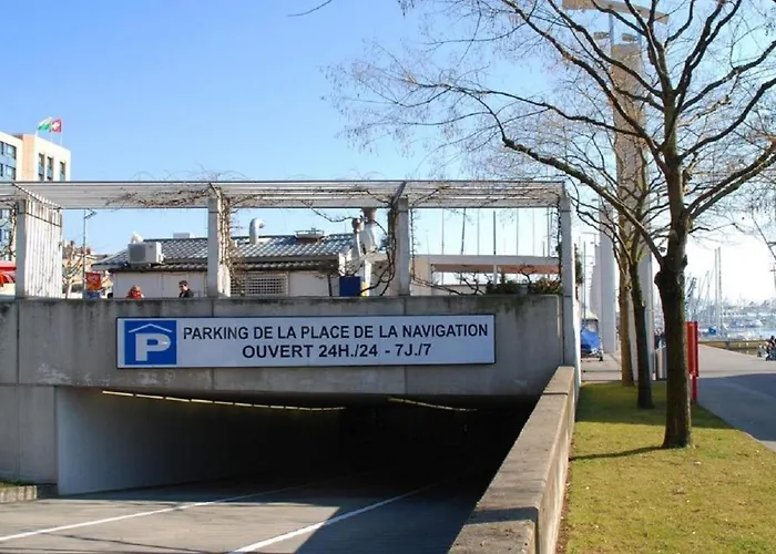 Ξενοδοχείο Du Port 3*