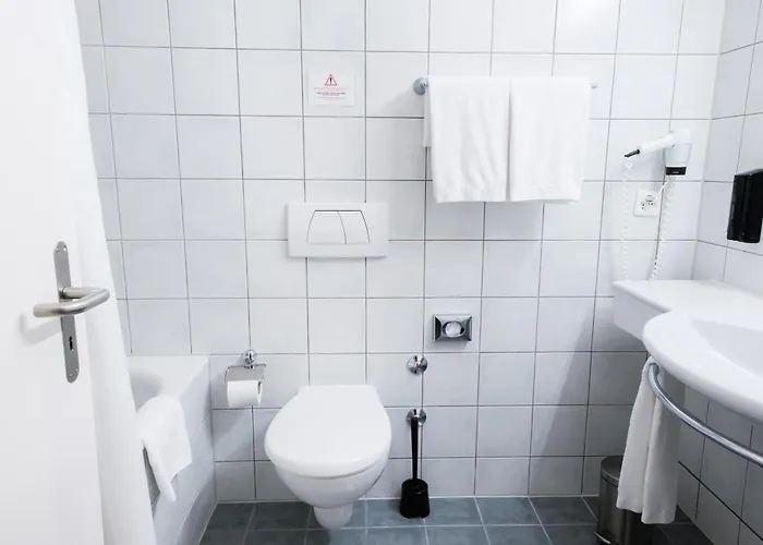 Du Port Ξενοδοχείο 3*